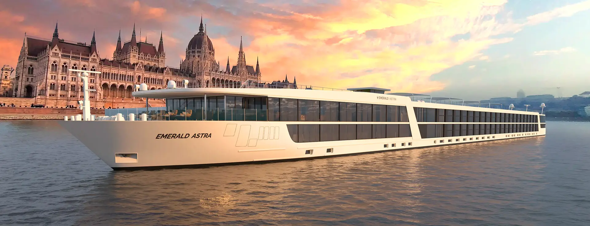 Emerald Cruises hero